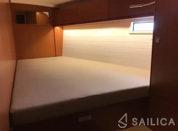 Bavaria 46 Cruiser - Yacht Charter Sailica
