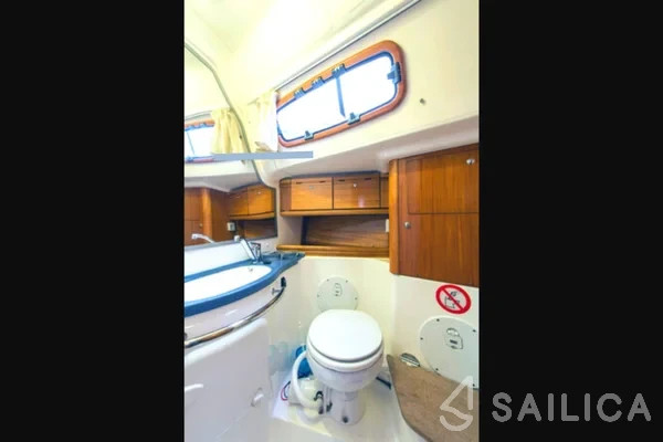Bavaria 50 Cruiser - Yacht Charter Sailica