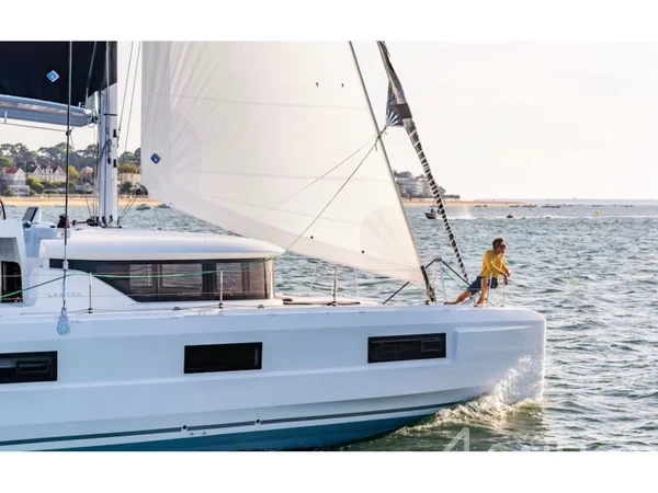 Lagoon 46  - Yacht Charter Sailica