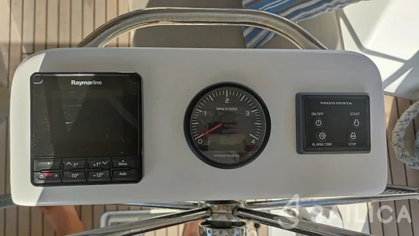Dufour 360 - Yacht Charter Sailica