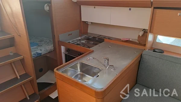 Dufour 360 - Yacht Charter Sailica