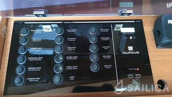 Dufour 360 - Yacht Charter Sailica