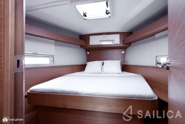 Dufour 430 - Yacht Charter Sailica