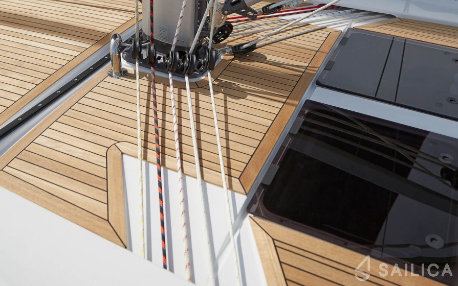 Hanse 455 - Yacht Charter Sailica