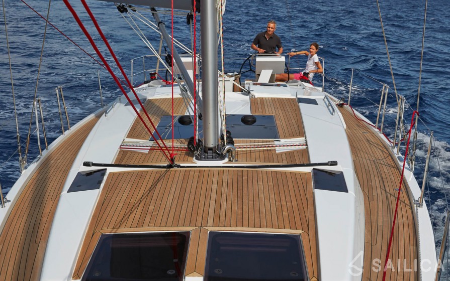Hanse 455 - Yacht Charter Sailica