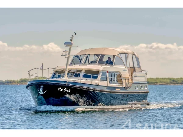 Custom Built - Yacht Charter Sailica