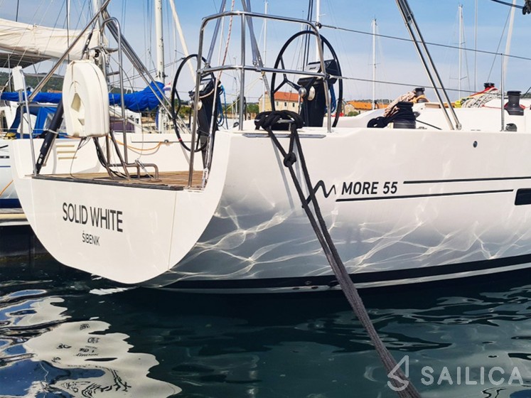 More 55 - Yacht Charter Sailica
