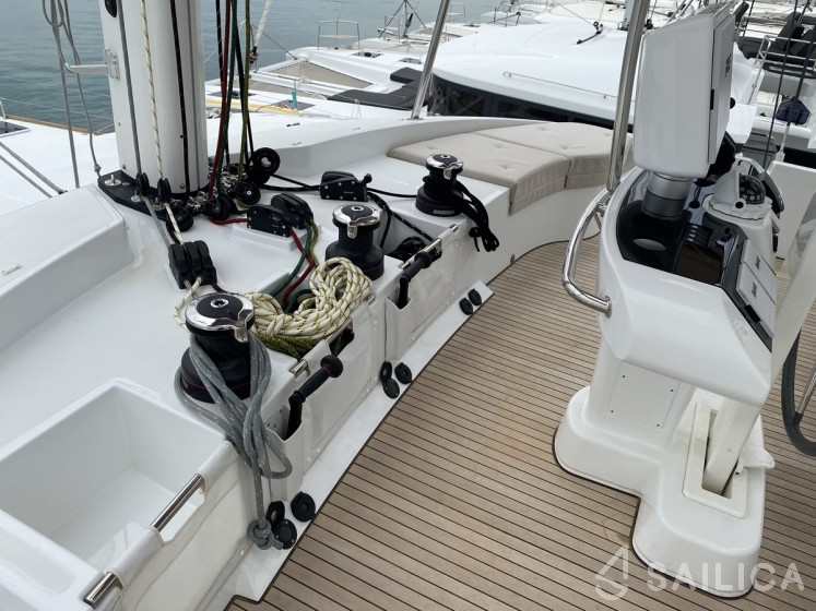 Lagoon 52F - Yacht Charter Sailica