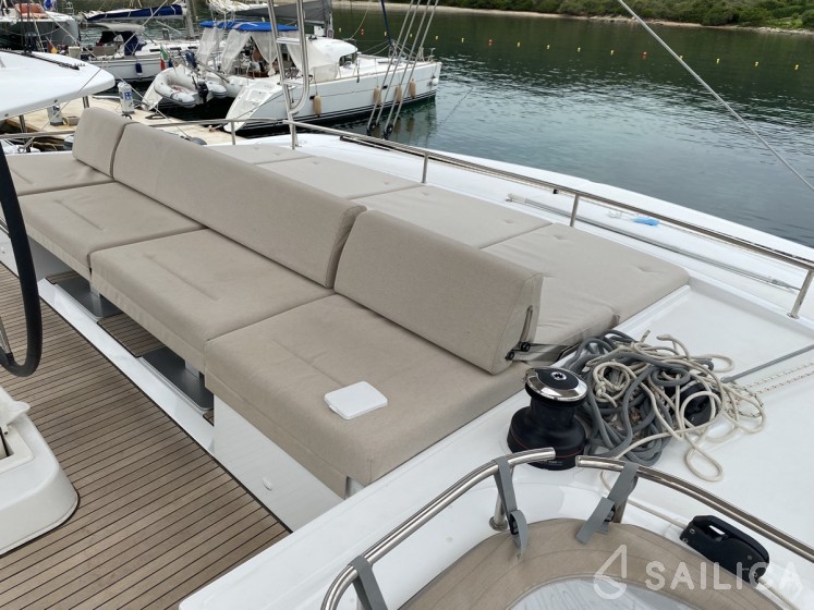 Lagoon 52F - Yacht Charter Sailica