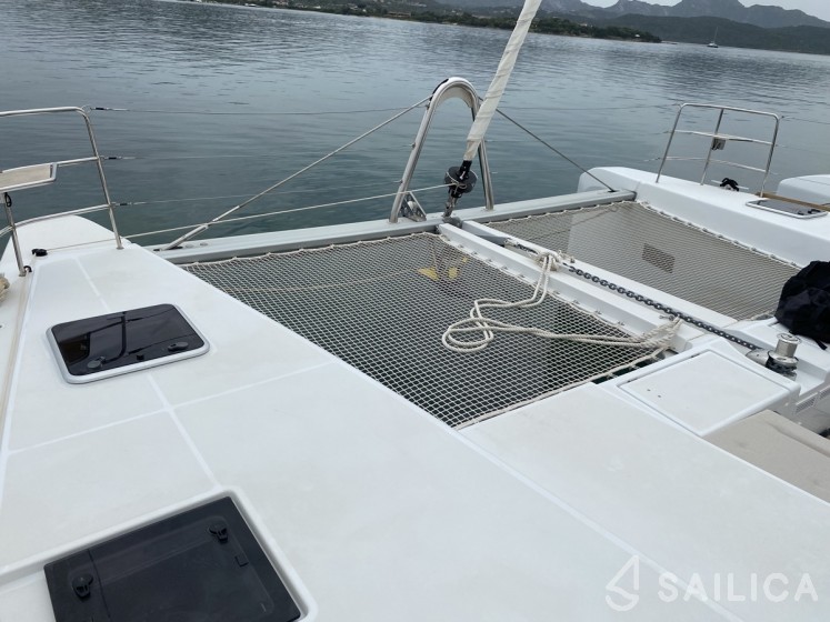 Lagoon 52F - Yacht Charter Sailica
