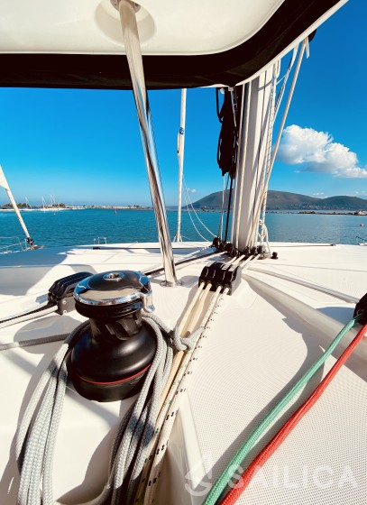 Lagoon 42 - Yacht Charter Sailica