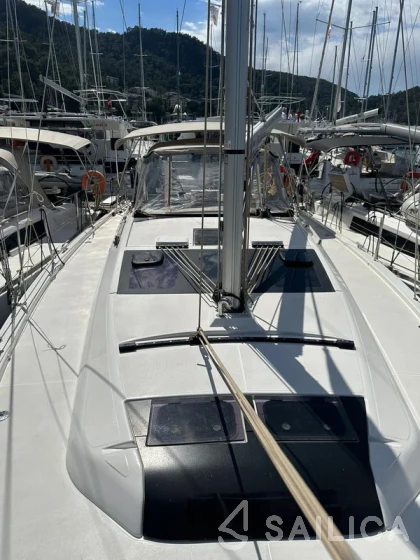 Dufour 390 - Yacht Charter Sailica