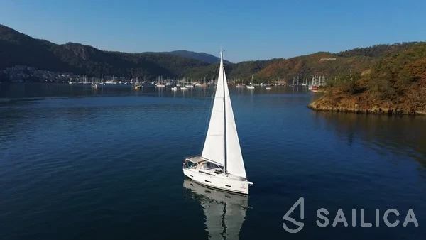 Dufour 390 - Yacht Charter Sailica