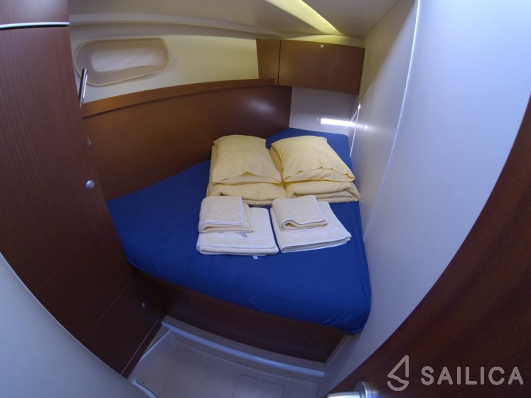 Hanse 445 - Yacht Charter Sailica
