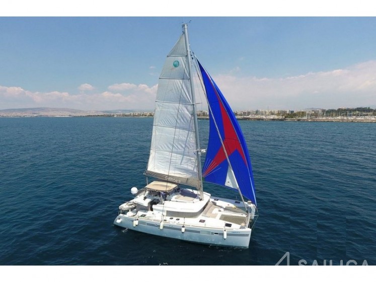 Lagoon 450  Flybridge - Yacht Charter Sailica
