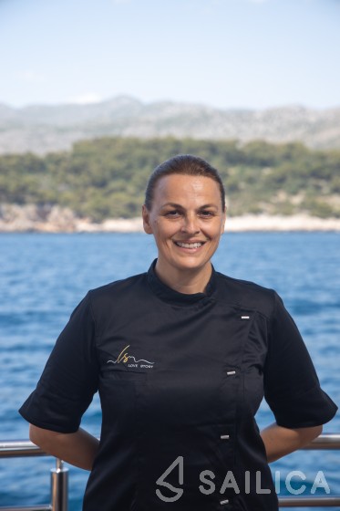 Motor sailer - Yacht Charter Sailica