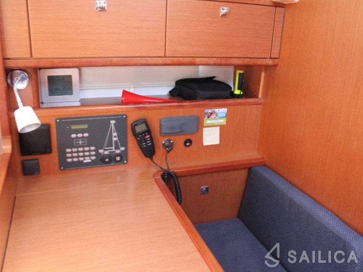 Bavaria 41 Cruiser - Yacht Charter Sailica