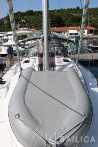 Bavaria 41 Cruiser - Yacht Charter Sailica