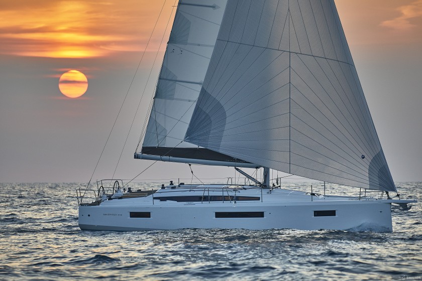 Sun Odyssey 410 - Yacht Charter Sailica
