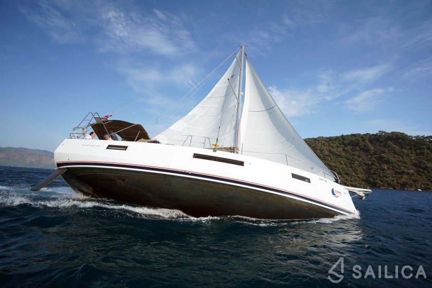 Sun Odyssey 410 - Yacht Charter Sailica