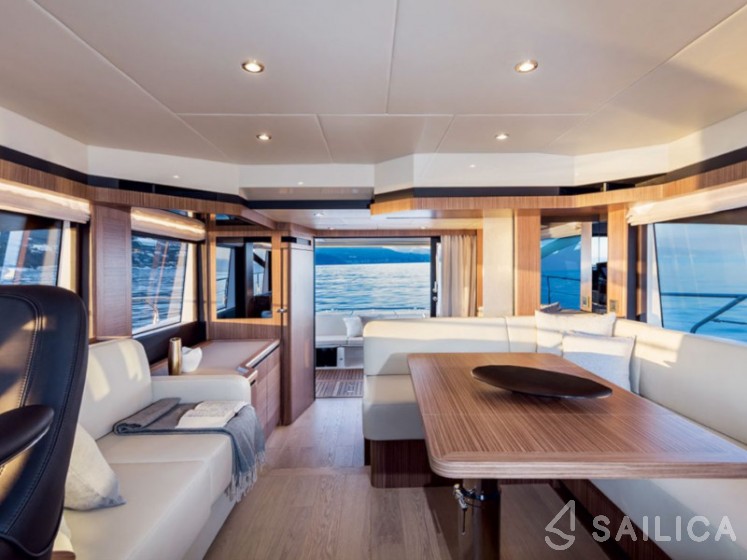 Absolute 50 Fly - Yacht Charter Sailica