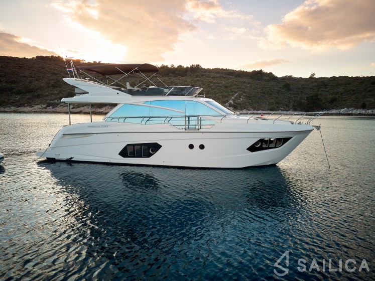 Absolute 50 Fly - Yacht Charter Sailica