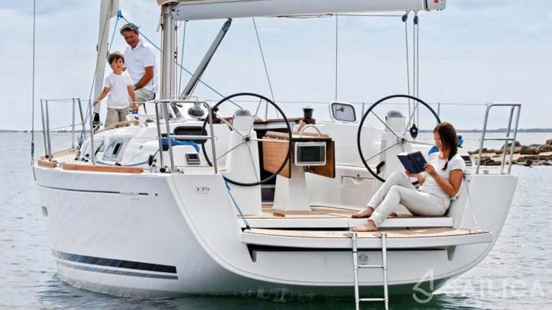 Dufour 335 GL - Yacht Charter Sailica