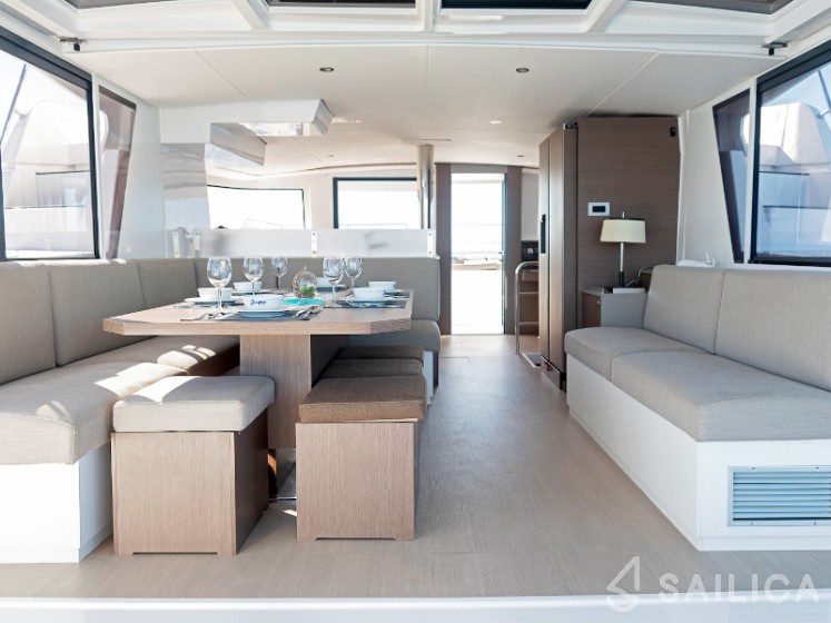 Bali 4.6 - Yacht Charter Sailica