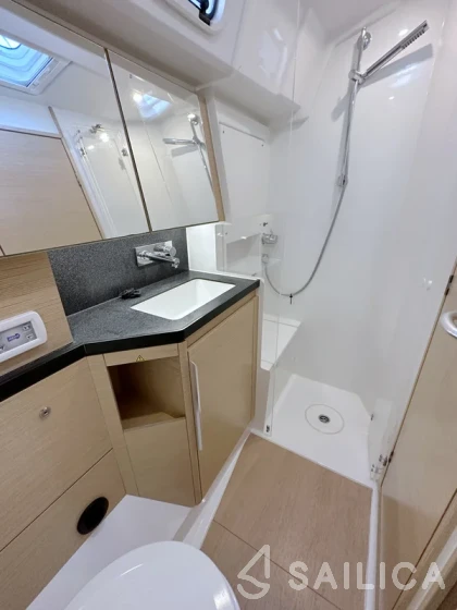Hanse 460 - Yacht Charter Sailica