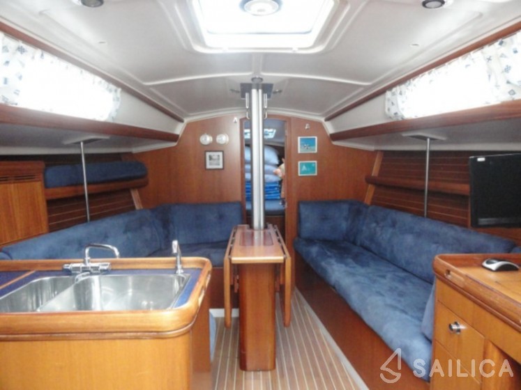 Elan 333 - Yacht Charter Sailica
