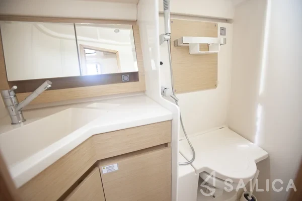 Hanse 388 - Yacht Charter Sailica