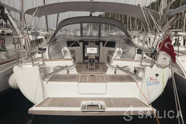 Hanse 388 - Yacht Charter Sailica