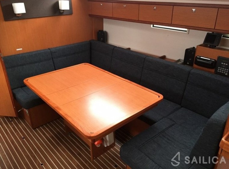 Bavaria 46 Cruiser - Yacht Charter Sailica