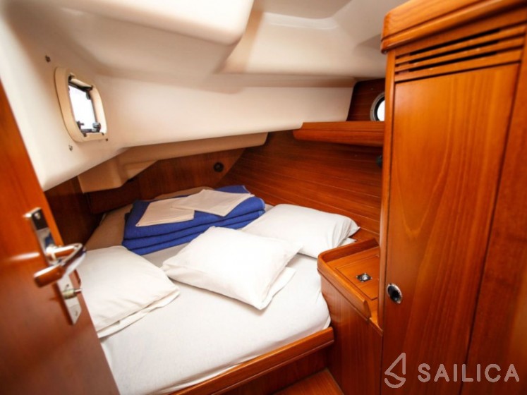 Elan 40 - Yacht Charter Sailica