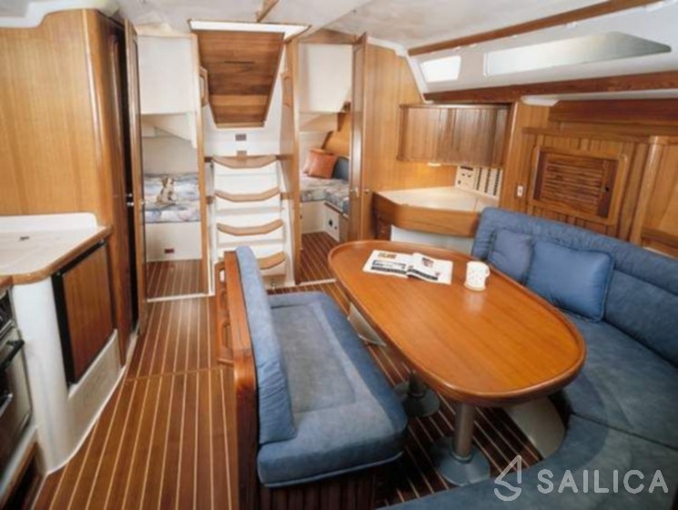 Catalina 42 - Yacht Charter Sailica