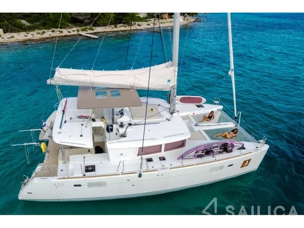 Lagoon 450  Flybridge - Yacht Charter Sailica