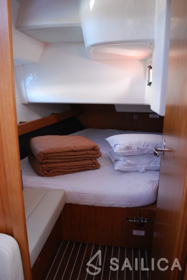 Bavaria 41 Cruiser - Yacht Charter Sailica
