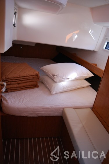 Bavaria 41 Cruiser - Yacht Charter Sailica
