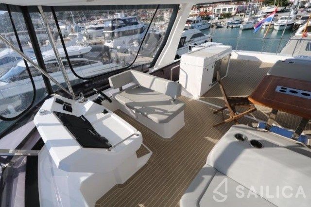 Leopard 53 PC - Yacht Charter Sailica