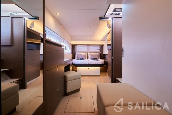 Leopard 53 PC - Yacht Charter Sailica