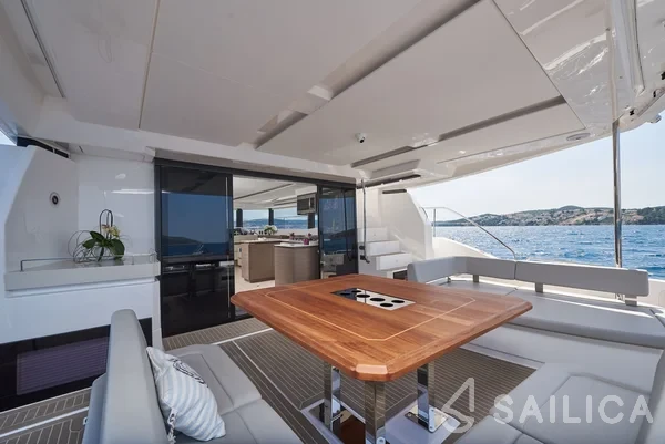 Leopard 53 PC - Yacht Charter Sailica