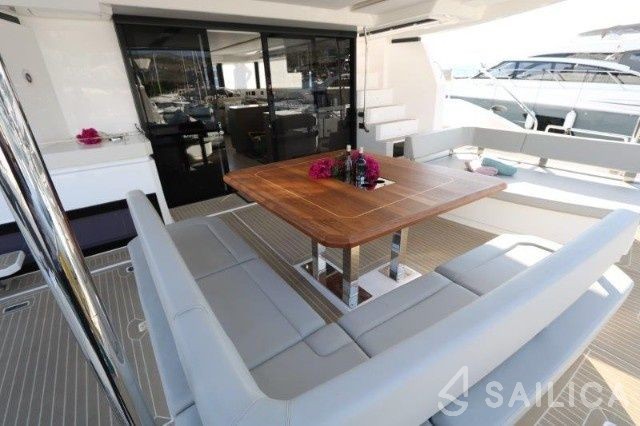 Leopard 53 PC - Yacht Charter Sailica