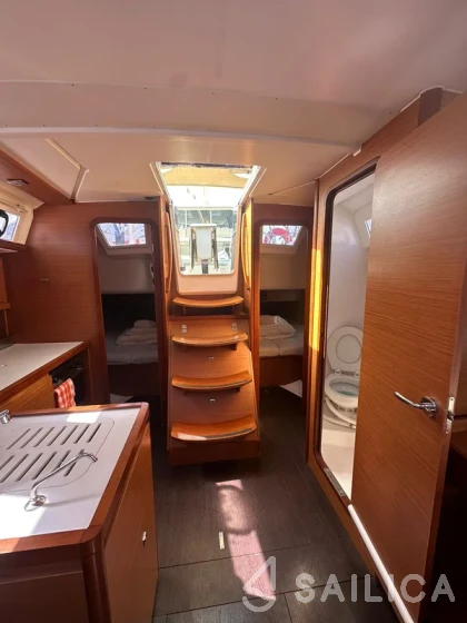Dufour 390 Grand Large - Yacht Charter Sailica