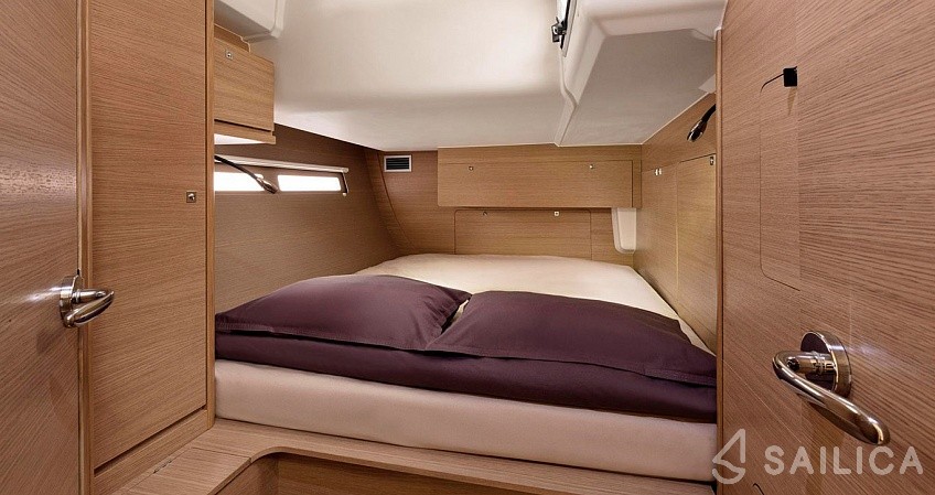 Dufour 56 Exclusive - Yacht Charter Sailica