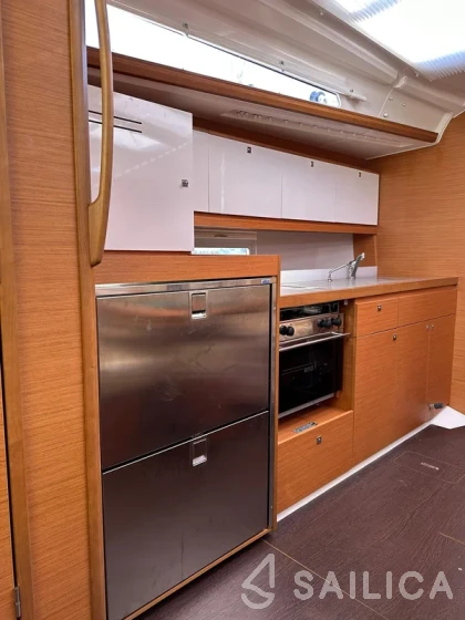 Dufour 390 - Yacht Charter Sailica