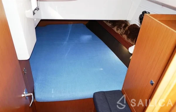 Bavaria 41 Cruiser - Yacht Charter Sailica