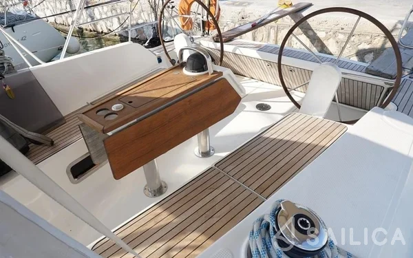 Bavaria 41 Cruiser - Yacht Charter Sailica