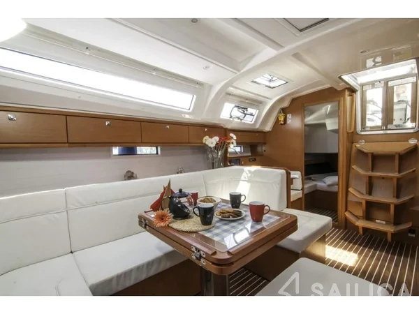Bavaria 41 Cruiser - Yacht Charter Sailica