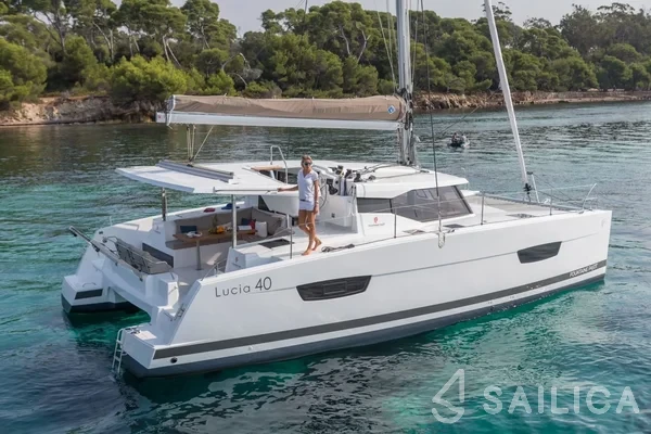 Lucia 40 - Yacht Charter Sailica