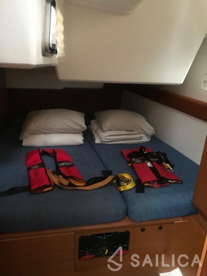 Sun Odyssey 519 - Yacht Charter Sailica